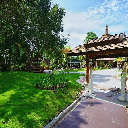 Lubee Chiang Mai Hotel Kültér fotó